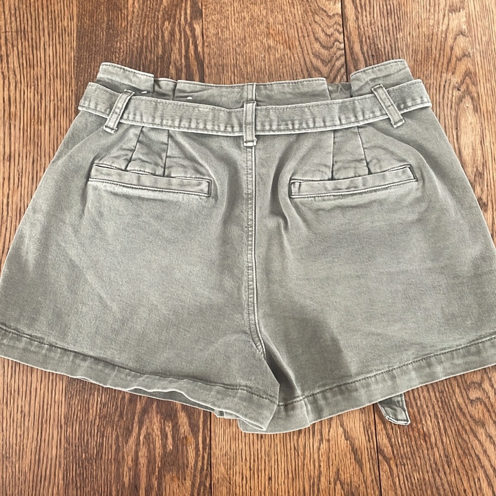 AE Highest Rise Denim Mom Shorts - Picture 6 of 6